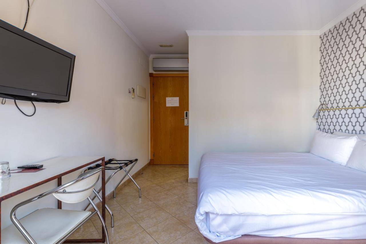 H-A Hotel Trebol Μάλαγα Εξωτερικό φωτογραφία