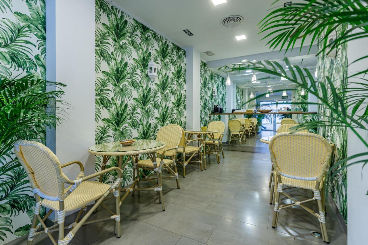 H-A Hotel Trebol Μάλαγα Εξωτερικό φωτογραφία